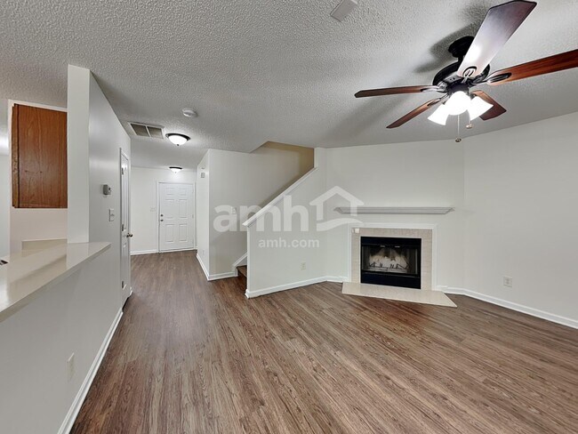 Building Photo - 9029 Gerald Dr