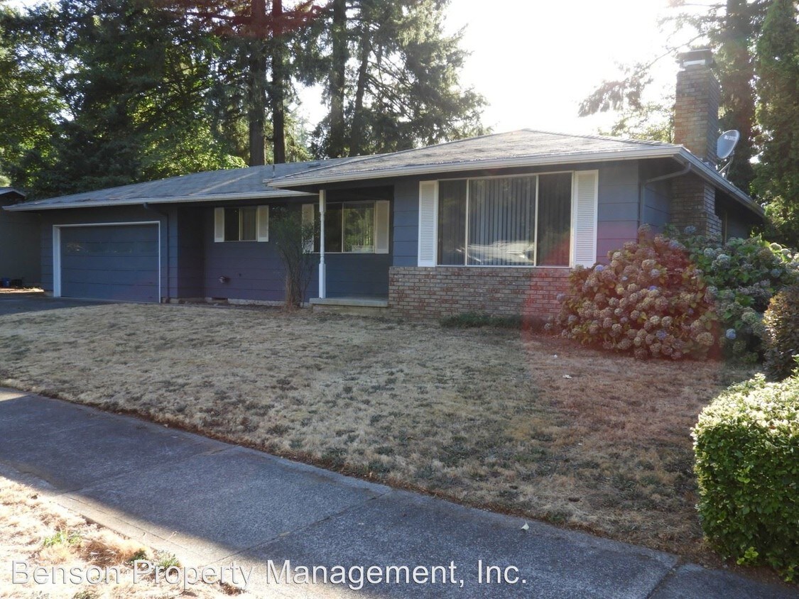 Primary Photo - 3 br, 1.5 bath House - 3843 SE 151st Ave