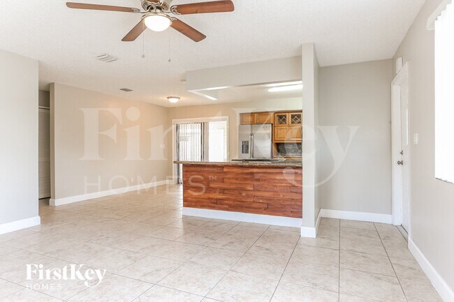 Foto del edificio - 1400 NW 42nd St