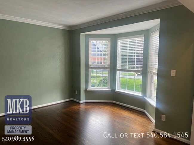 Building Photo - 6564 Monet Dr