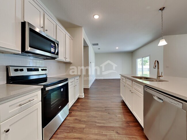 Foto del edificio - 12614 Percy Creek Drive