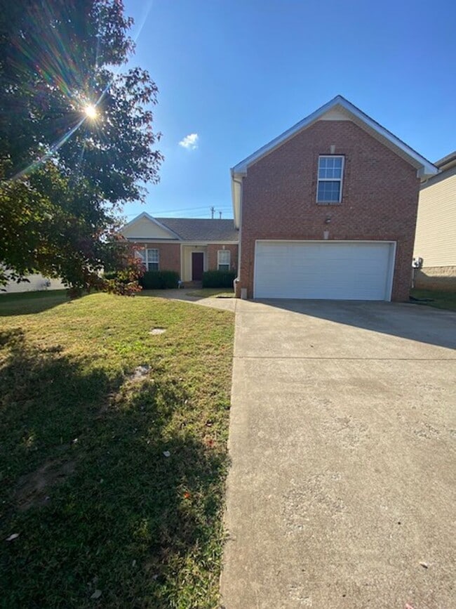 Building Photo - 3463 Oak Creek Dr