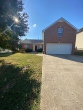 Building Photo - 3463 Oak Creek Dr