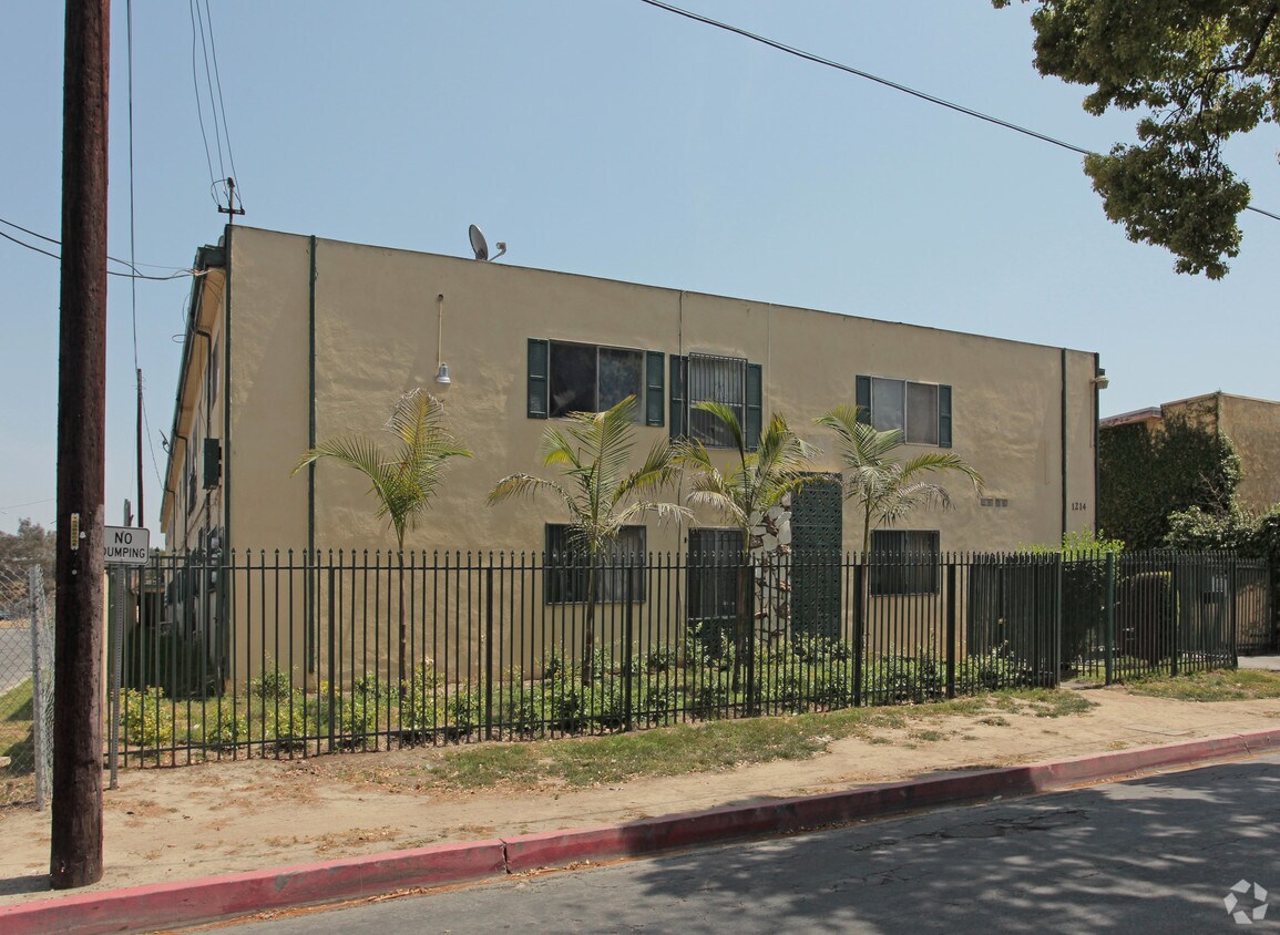 1214 S Atlantic Dr, Compton, CA 90221 Apartments in Compton, CA