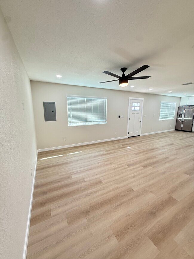 Foto del edificio - 1007 W 225th St
