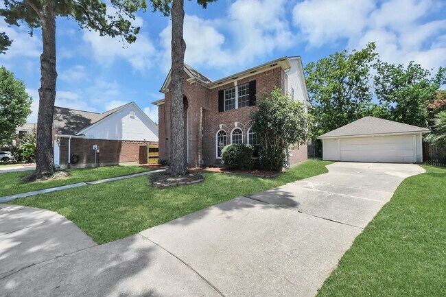 Building Photo - 16810 Valley Palms Dr