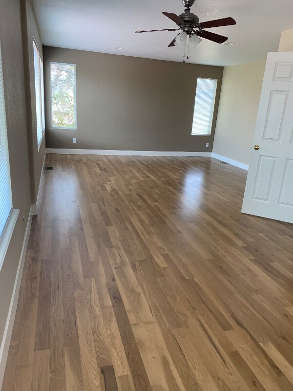 Foto del edificio - 1521 Laurenwood Way