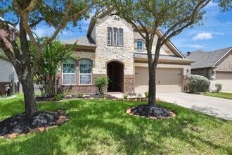 Building Photo - 18226 Russett Green Dr
