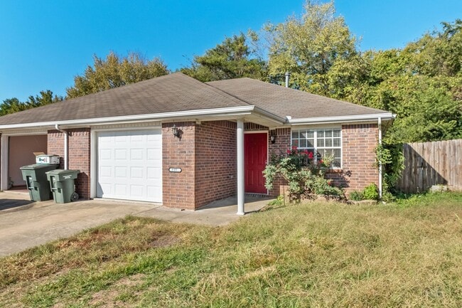 Photo - S Erika Ave Duplex Apartment