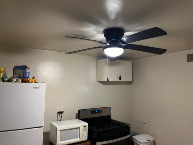 Foto del edificio - 20801 Crystal Ave