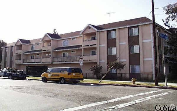 Primary Photo - 7756 Laurel Canyon Blvd