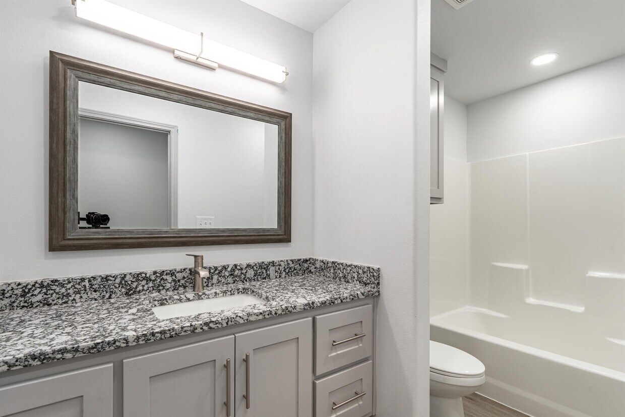 5612 Kemper St, Lubbock, TX 79416 Townhouse for Rent in Lubbock, TX