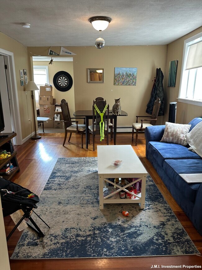 Building Photo - 5 Lowden Ave