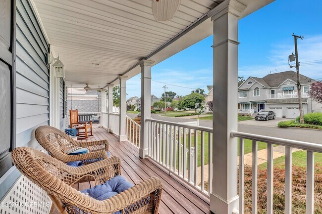 Building Photo - 393 E Virginia Ave