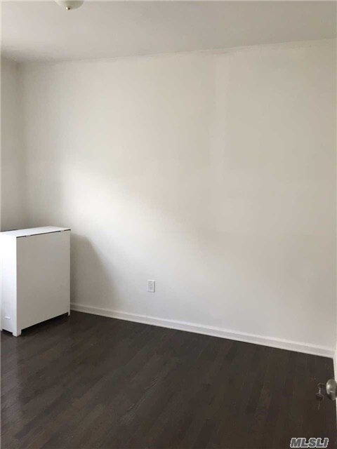 Foto del edificio - 381 E 95th St