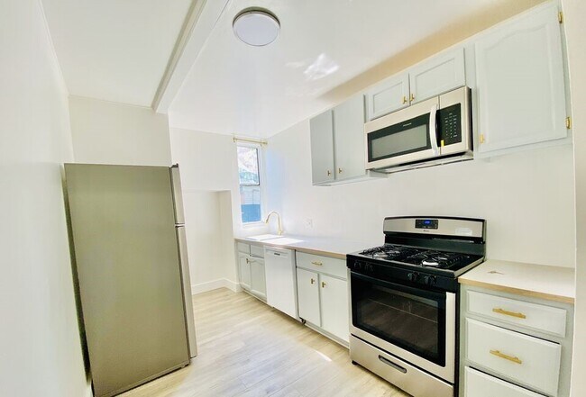 Foto del edificio - 1474 W Vernon Ave