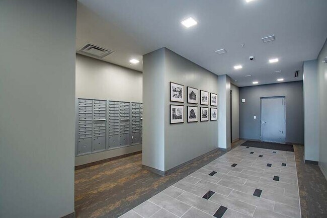 Foto del edificio - 333 W Depot Ave