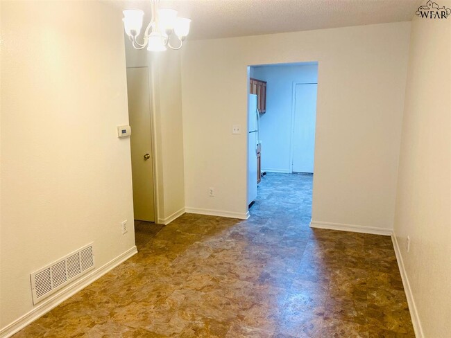 Building Photo - 4107 Latricia Ln