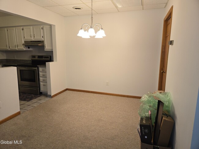 Building Photo - 222 S Ten Broeck St
