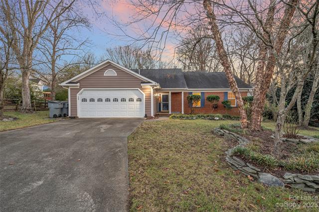 Building Photo - 10704 Tapestry Ct