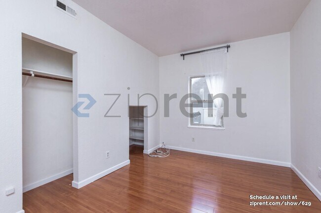 Foto del edificio - 896 31st St