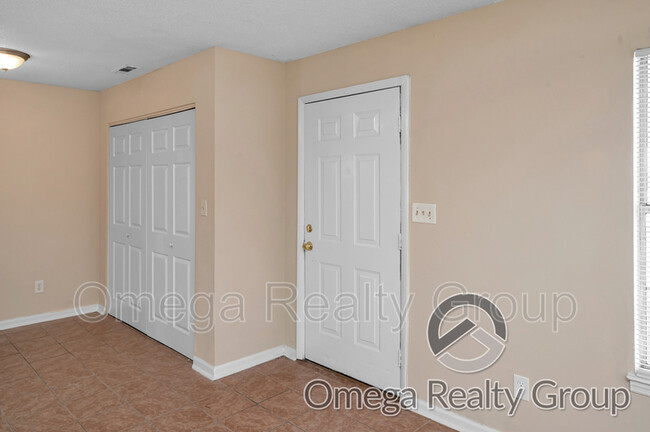 Foto del edificio - 3328 Meridian St N