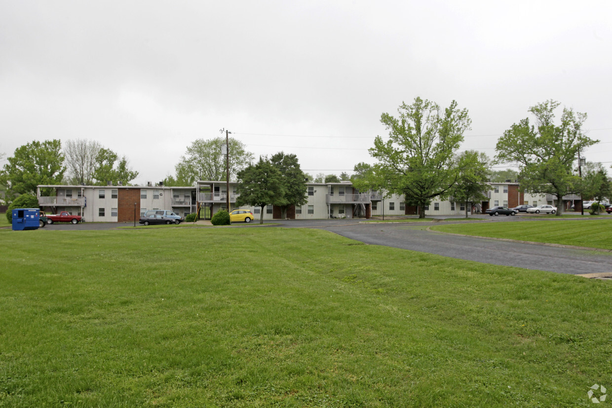 Foto del edificio - Harpeth Hills Apartments