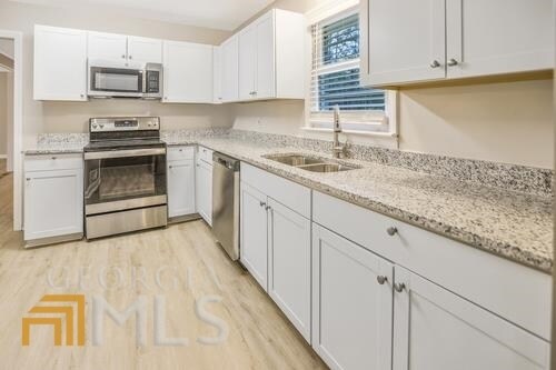 Foto del edificio - 1550 Rose Cir SW