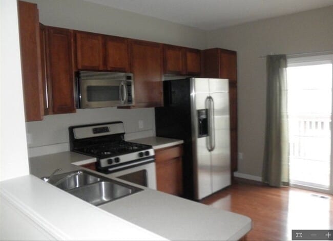 Building Photo - 44721 Ellery Ln