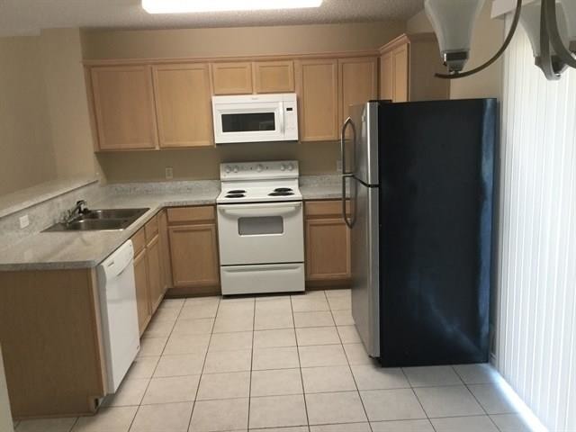 Building Photo - 1409 Kilkenny Dr