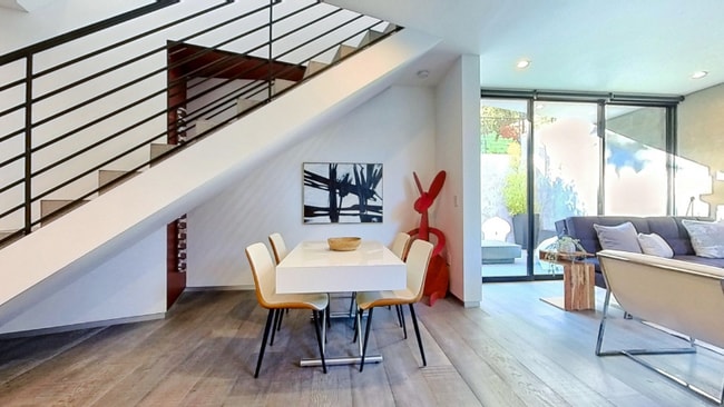 Foto del edificio - 2717 Lytelle Pl