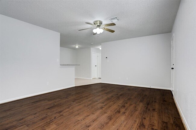 Building Photo - 3011 Taylor St
