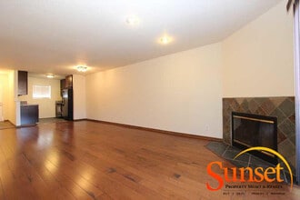 Building Photo - 4790 Arizona St