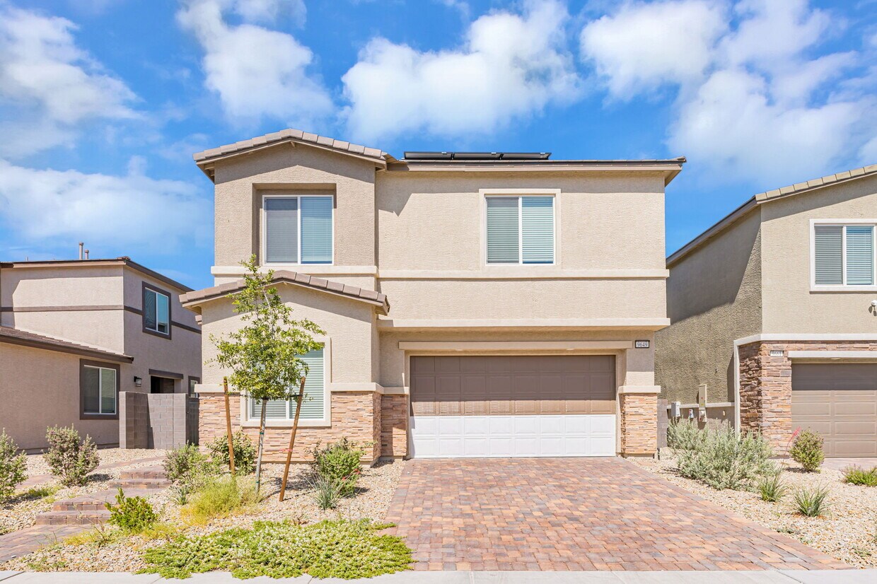 Foto principal - 9649 Abel Cliff St