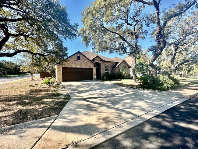 Building Photo - Fabulous Home ~ Gated Community ~ Close to...