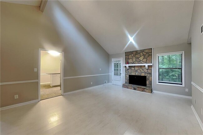 Foto del edificio - 4462 Old Mabry Pl