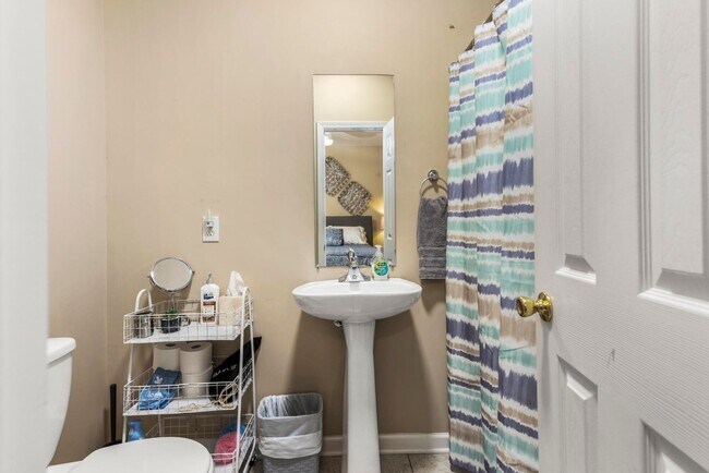 Building Photo - Victory Condominiums