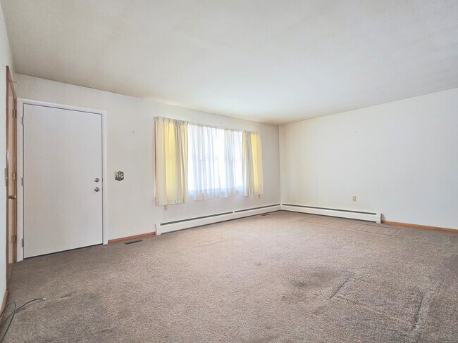 Foto del edificio - 8409 Lancaster Ave