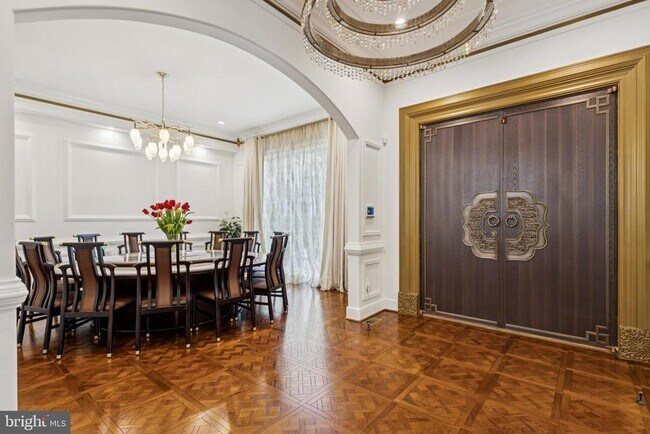 Foto del edificio - 855 Dolley Madison Blvd