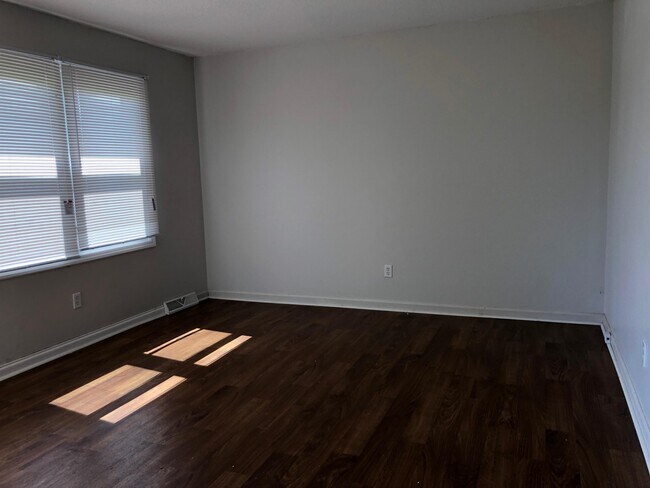 Building Photo - 1080 Old Lincolnton Crouse Rd