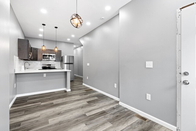 Building Photo - 2550 N 12th St