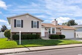 Primary Photo - 4 br, 2 bath House - 1449 N Main St