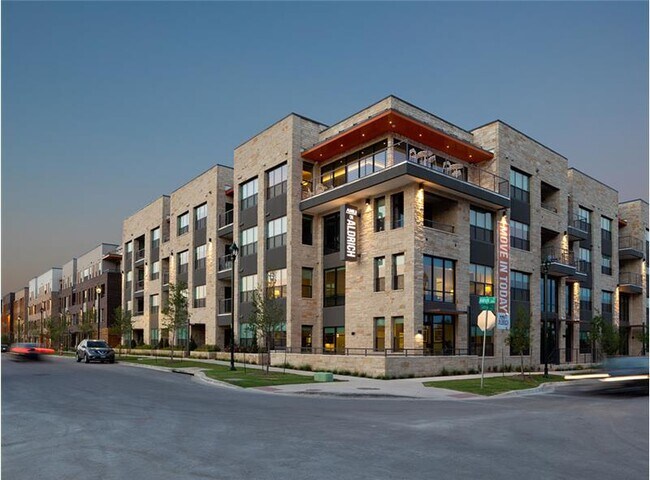 Foto del edificio - 2402 Aldrich St