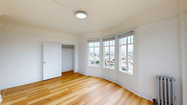 Foto del edificio - 3272 21st St
