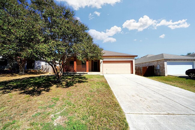 Building Photo - Charming 3-Bedroom Home in Ashley Place - ...