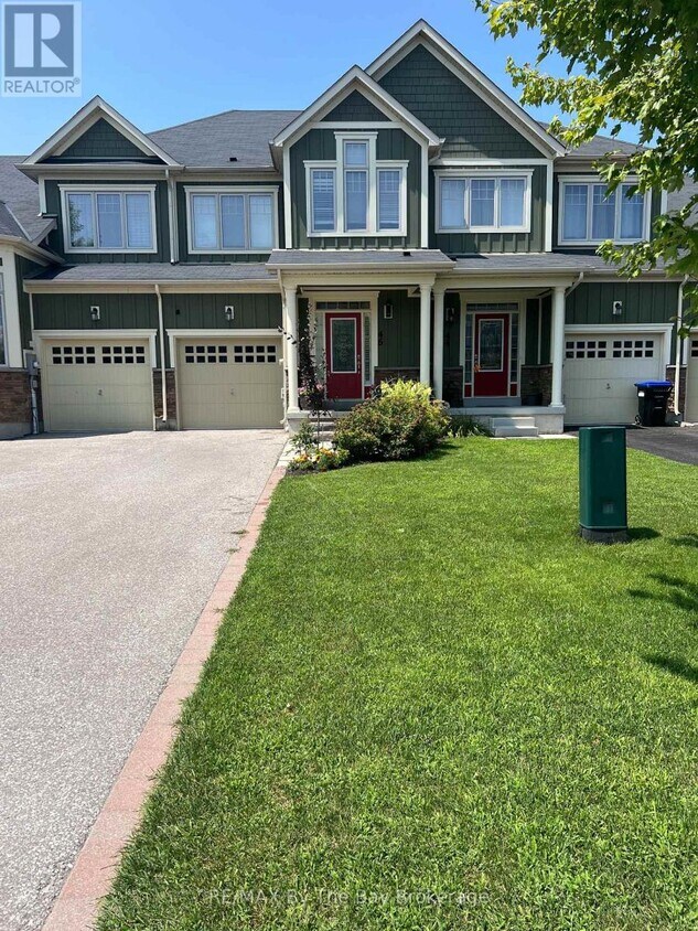Primary Photo - 46 Sandy Coast Crescent