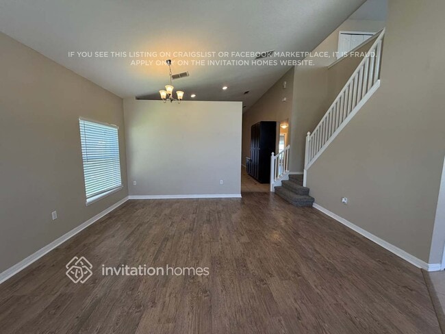 Building Photo - 1129 Hacienda Cir