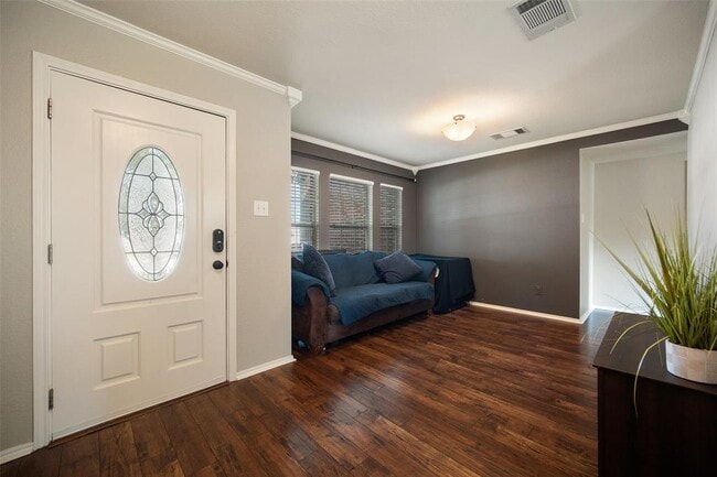 Building Photo - 308 Sunny Brook Dr