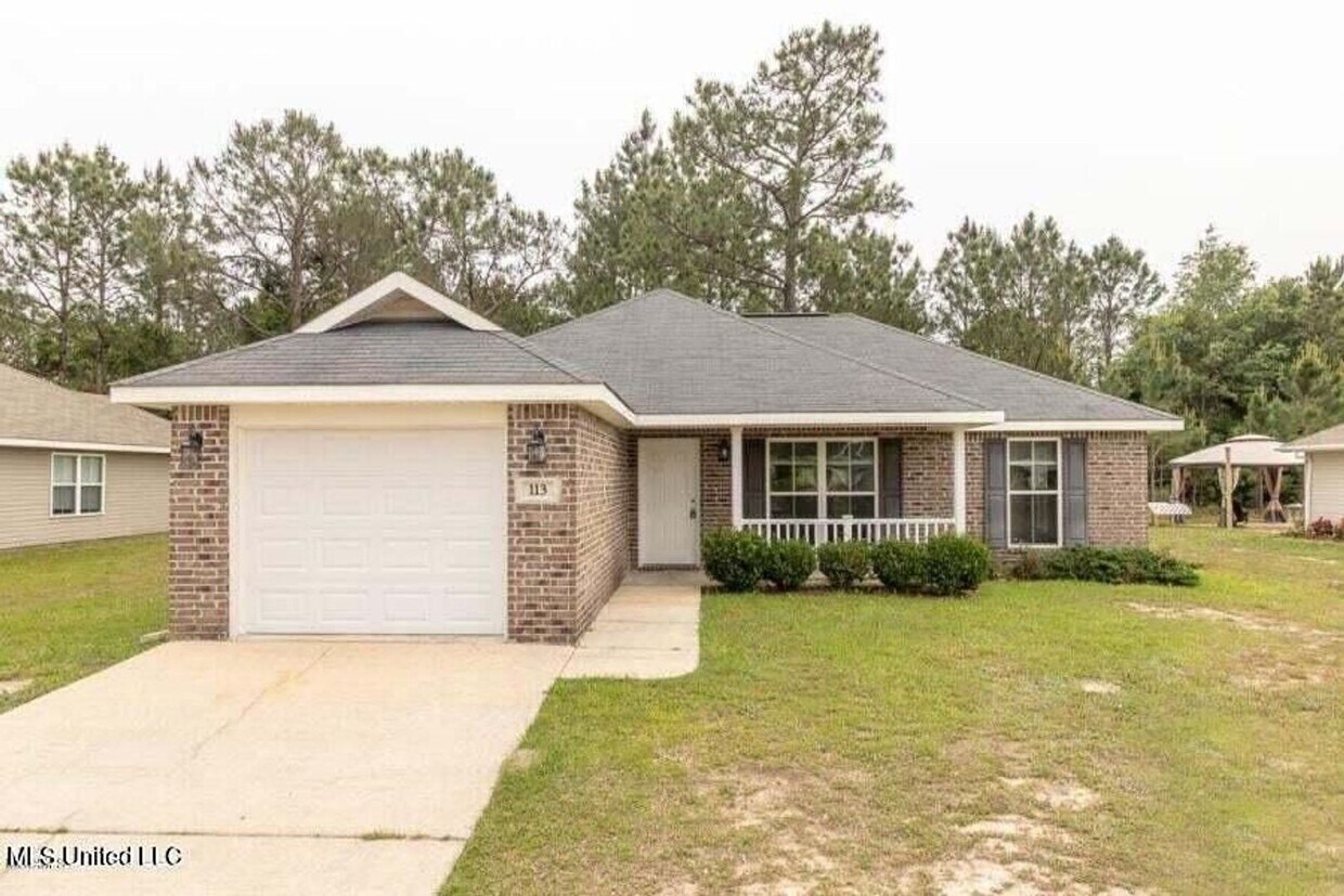 Foto principal - LONG BEACH SCHOOLS - 1256 SQ FOOT, 3 BED, ...