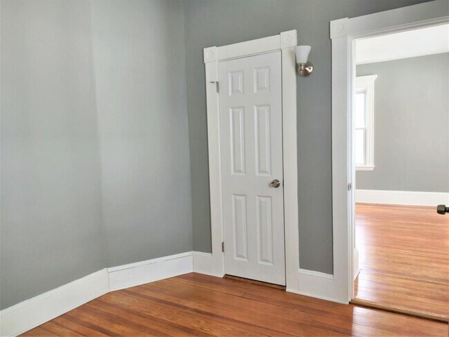 Photo - 36 Kane St House